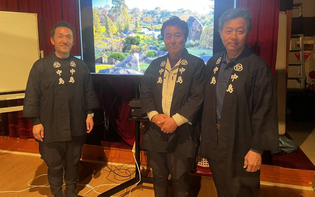 The three landscapers, Hiroyuki Tsujii, Shigeru Koide, and Kojima Yoshihisa.